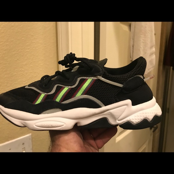 adidas New! OZWEEGO ORIGINALS Men’s! - Picture 3 of 14